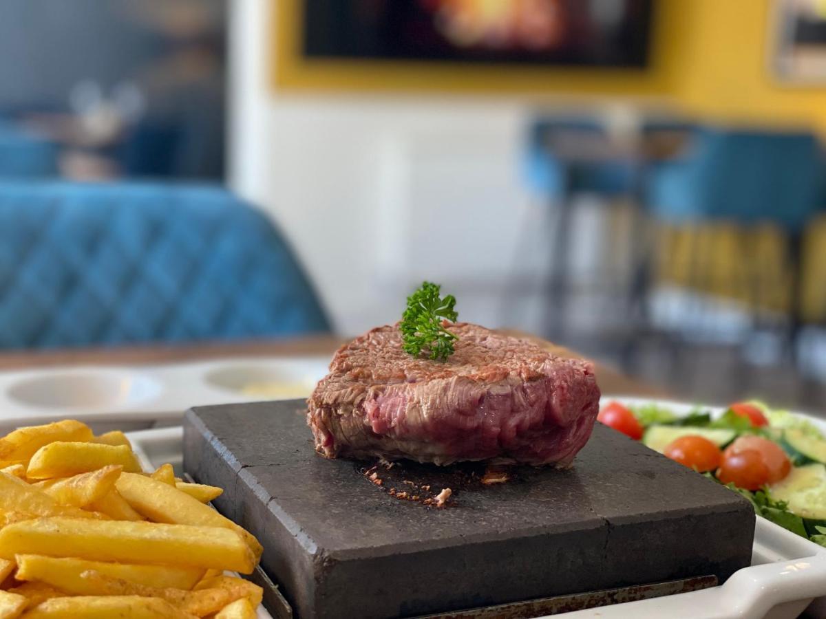 Hotel Hogget Foxton Esterno foto